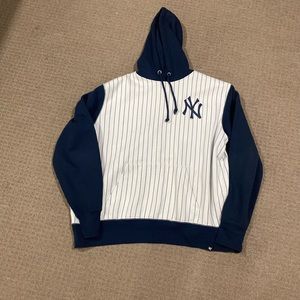 Men’s New York Yankees hoodie